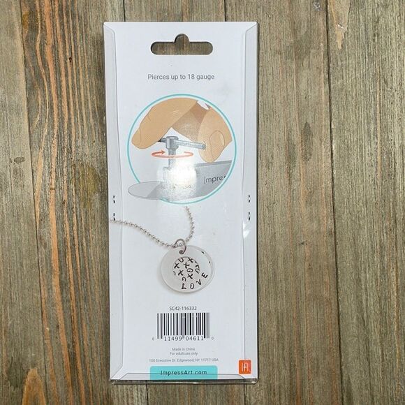 ImpressArt Small 2 Hole Screw Down Punch - Picture 3 of 4